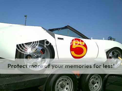 Forum Image: http://i516.photobucket.com/albums/u324/ABoxOfPie/617068550_4eecf255f8.jpg