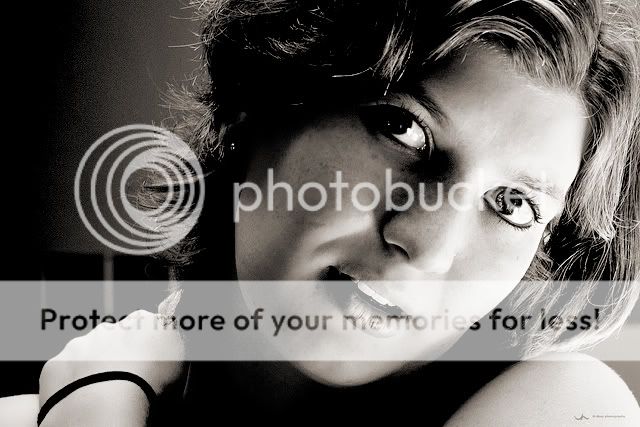 IMAGE: http://i516.photobucket.com/albums/u325/kmlittleton/4742883635_cc70894d6b_z.jpg